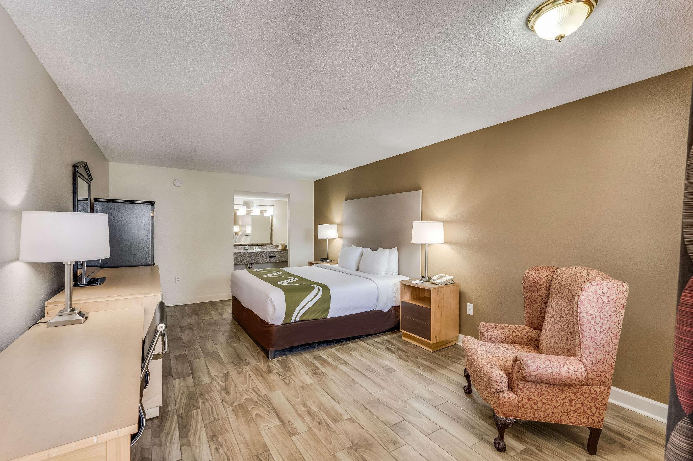 Quality Inn & Suites Hot Springs-Lake Hamilton Esterno foto